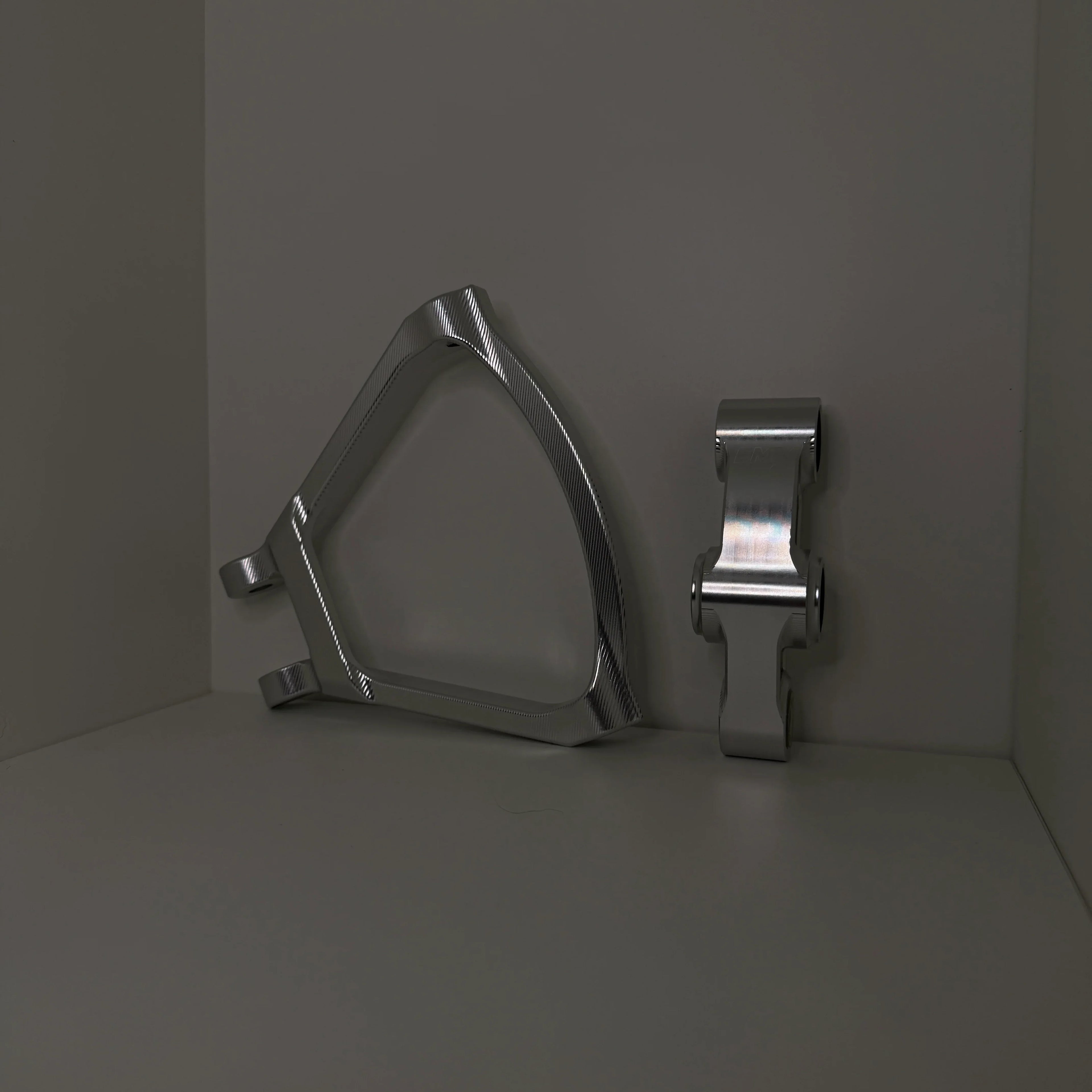 Ultra Bee Rear Suspension Linkage & Triangle Upgrade Kit - EMXDesigns